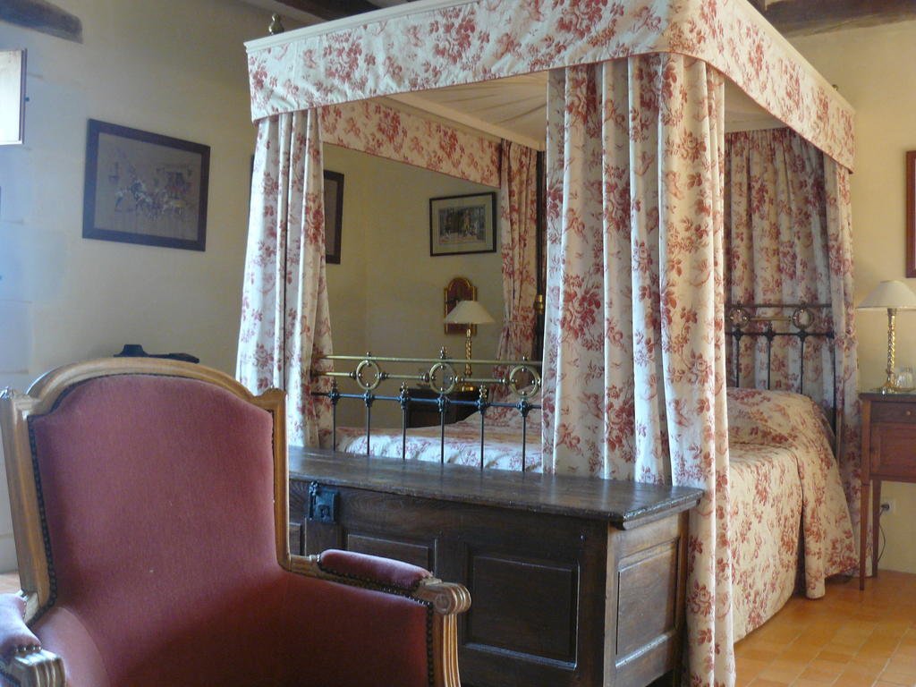 Bed and Breakfast Manoir Du Bois Noblet Louerre Camera foto
