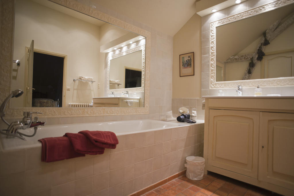 Bed and Breakfast Manoir Du Bois Noblet Louerre Esterno foto