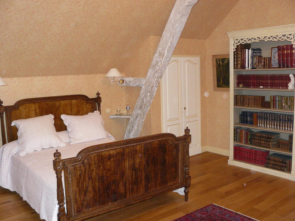 Bed and Breakfast Manoir Du Bois Noblet Louerre Camera foto
